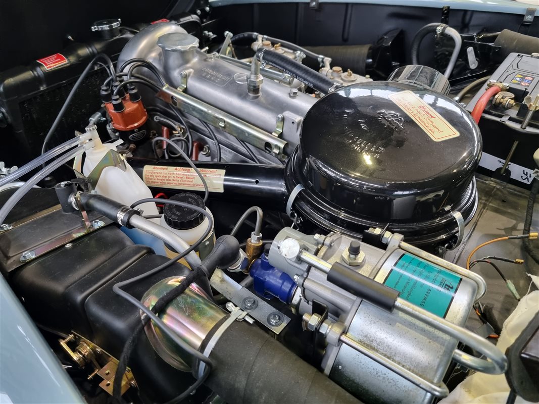 Mercedes-Benz 190 SL – fotka 4