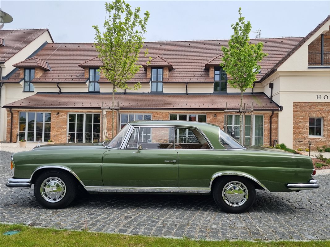 Mercedes-Benz 250 SE – fotka 2