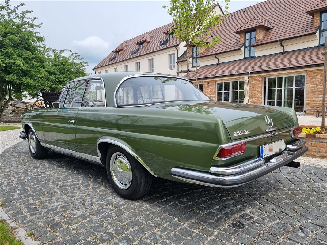 Mercedes-Benz 250 SE – fotka 3