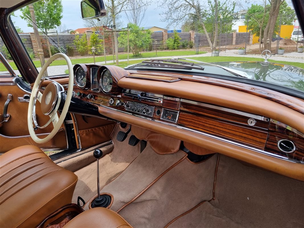 Mercedes-Benz 250 SE – fotka 5