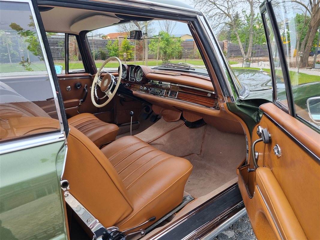Mercedes-Benz 250 SE – fotka 6
